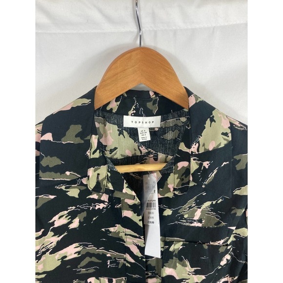 NWT Topshop Oversized Camo Long Sleeve Button Down Blouse Black Green - Picture 3 of 5